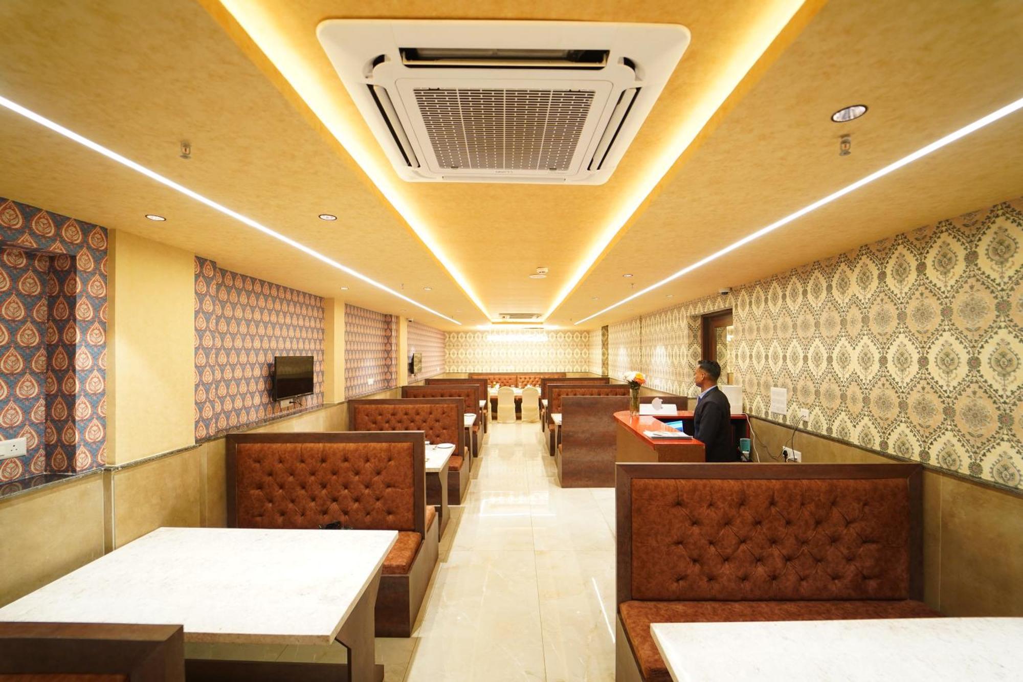 Hotel Ananta Sayana Bhubaneswar Bagian luar foto
