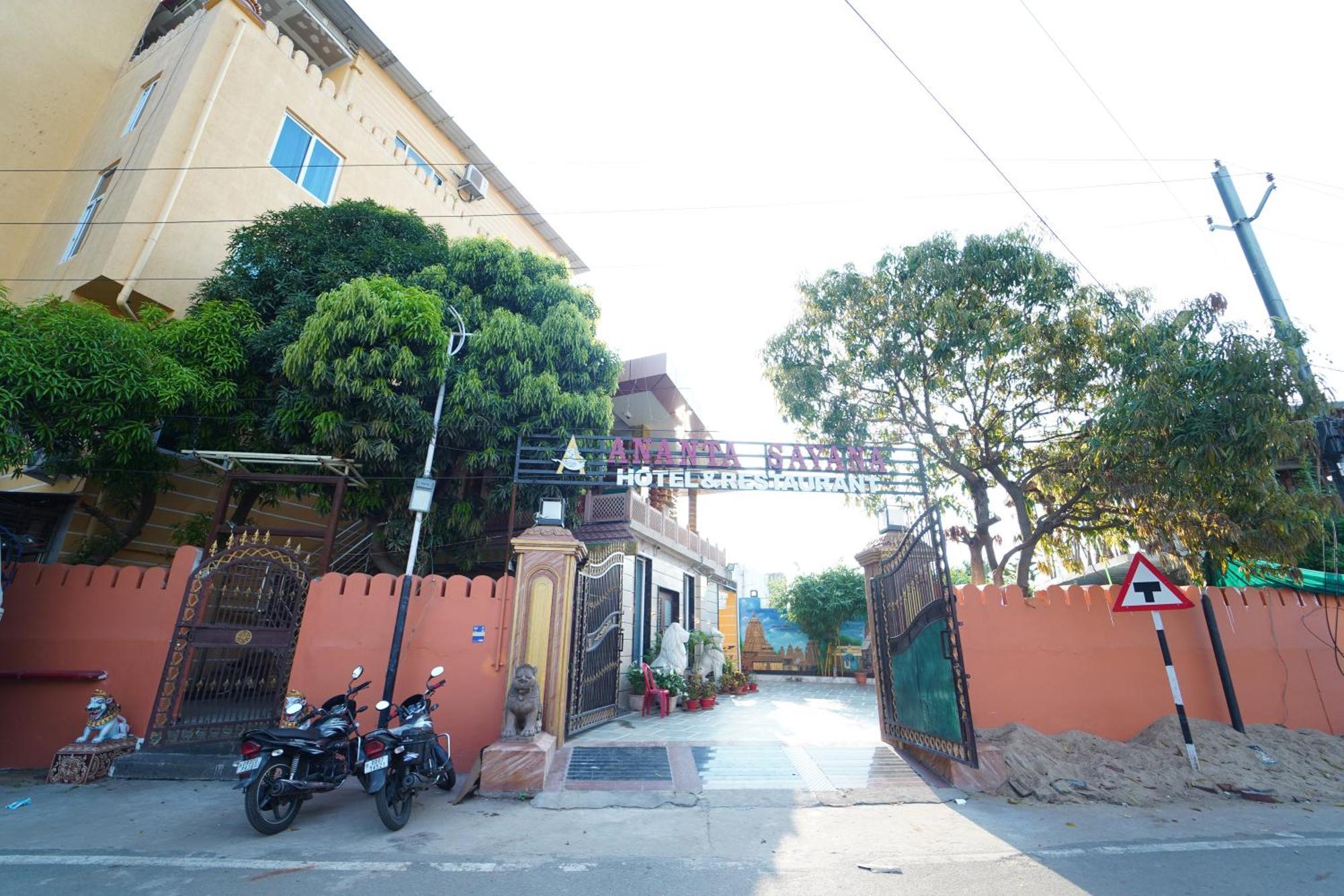 Hotel Ananta Sayana Bhubaneswar Bagian luar foto