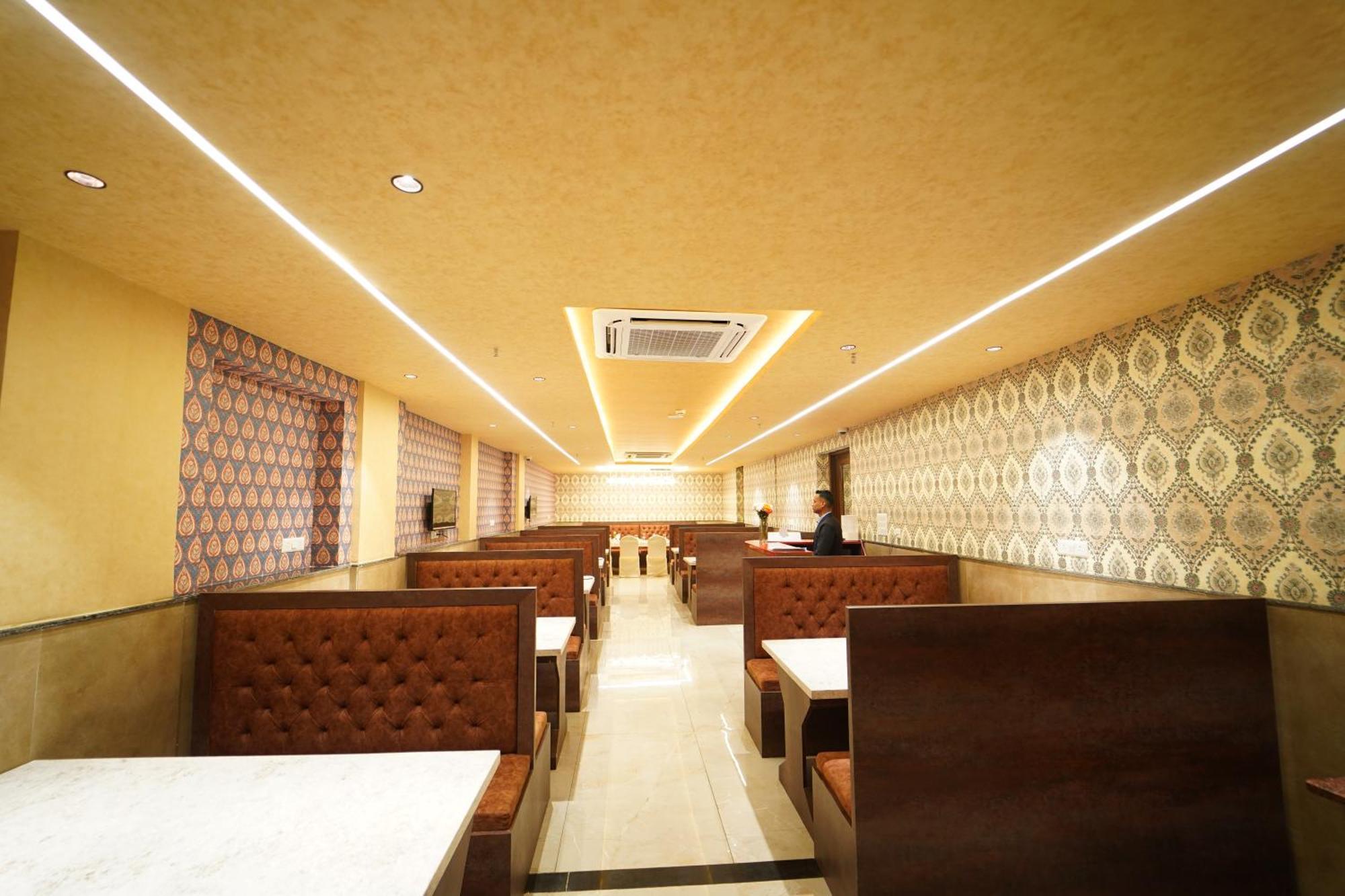Hotel Ananta Sayana Bhubaneswar Bagian luar foto