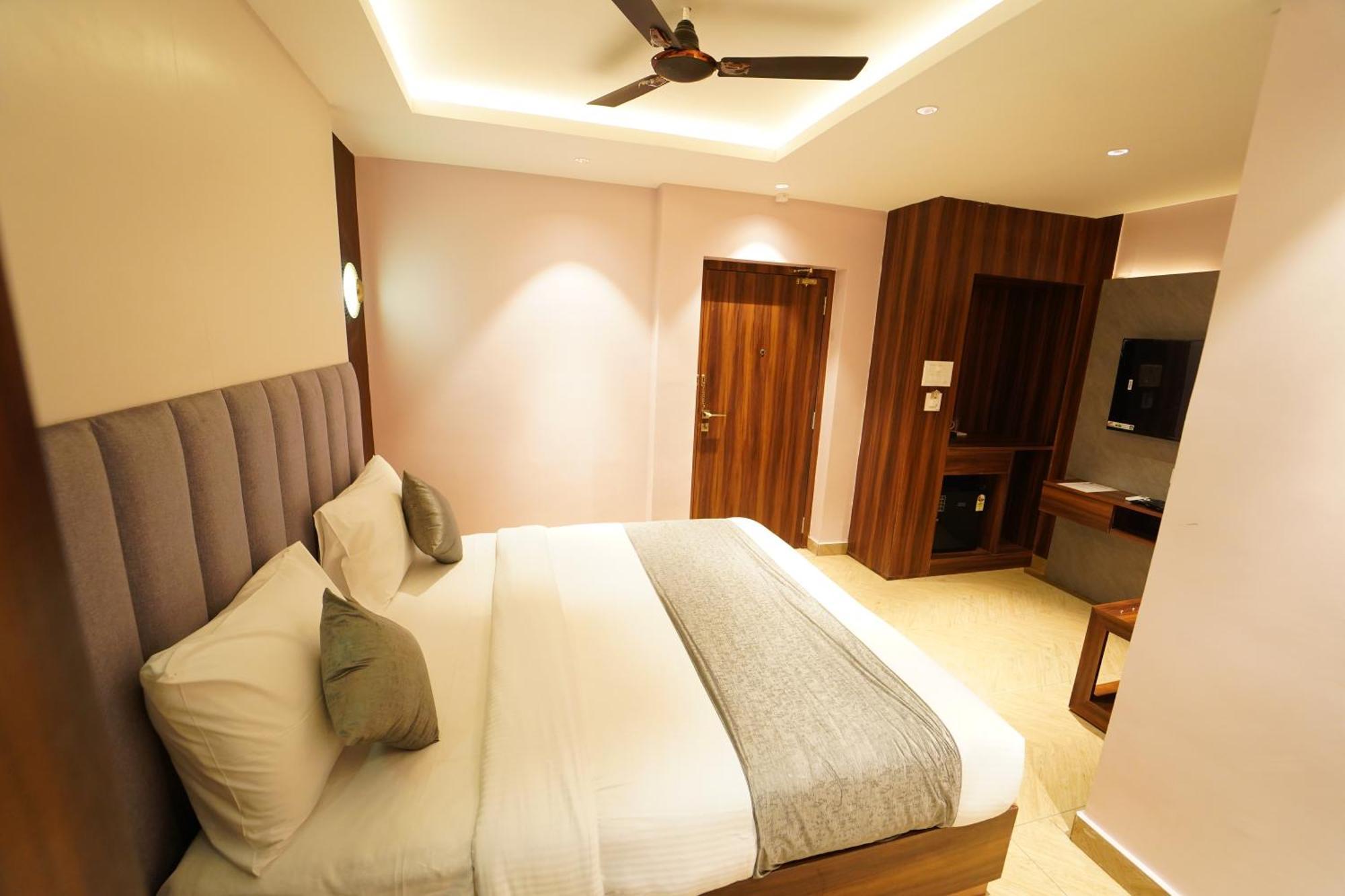 Hotel Ananta Sayana Bhubaneswar Bagian luar foto